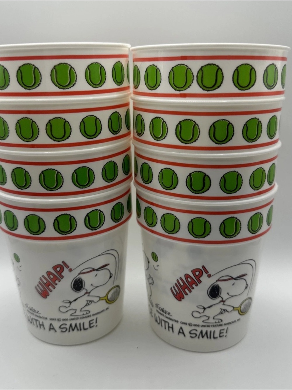 Schultz Peanuts Snoopy Tennis Party Cups - White, Green & Red